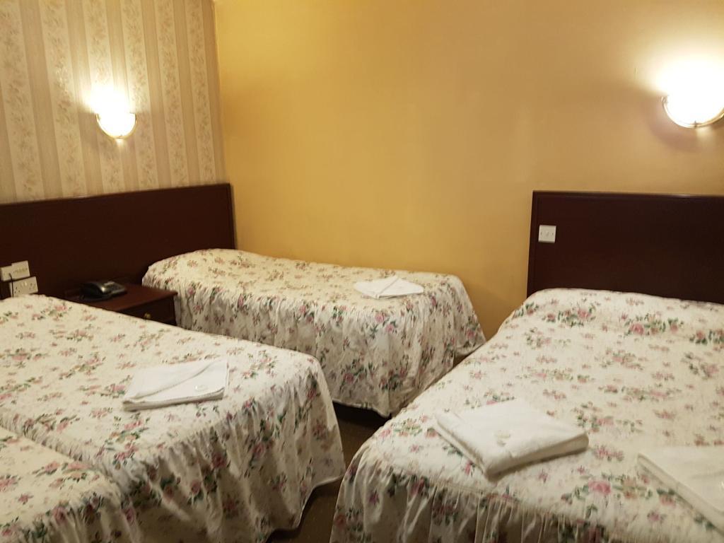 לונדון Mandalay Picton House Hotel מראה חיצוני תמונה