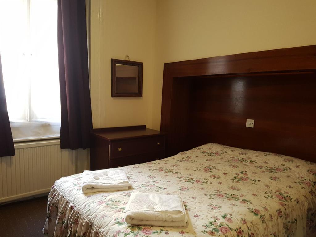 לונדון Mandalay Picton House Hotel מראה חיצוני תמונה